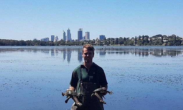 Anthony in Swan River 860 x 480