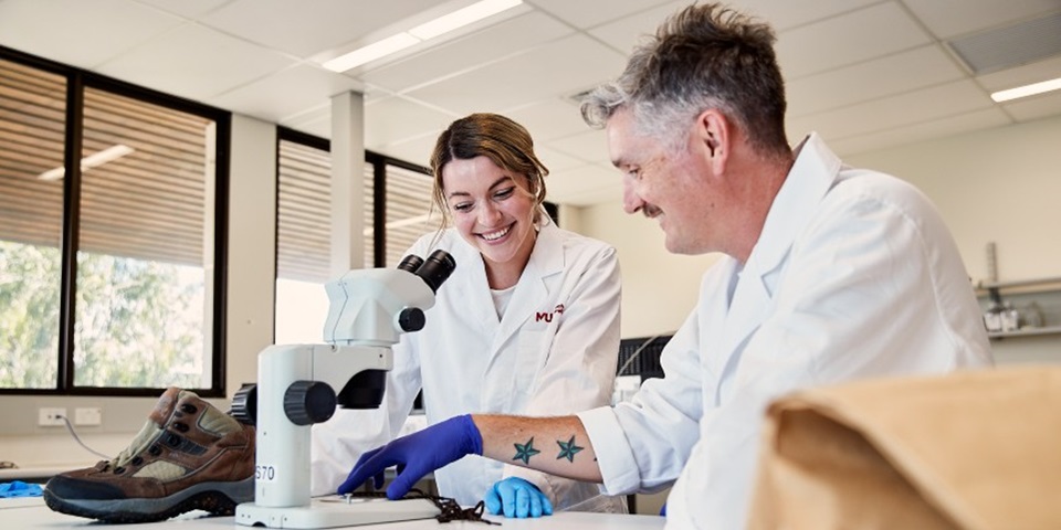 Murdoch student examines forensic evidence