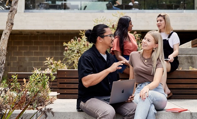 Murdoch students on campus